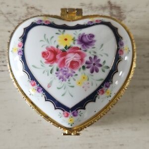 Vintage English Porcelain Trinket Box